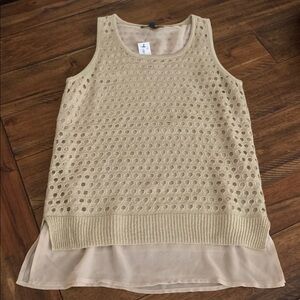 Outback Red The Limited sleeveless sweater knit top